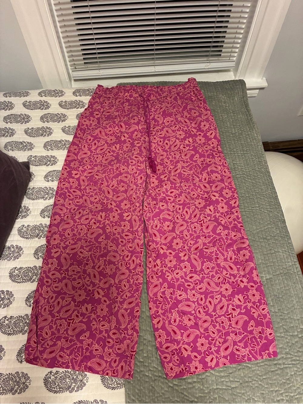 Knox Rose Pink Paisley Drawstring Waist Pants